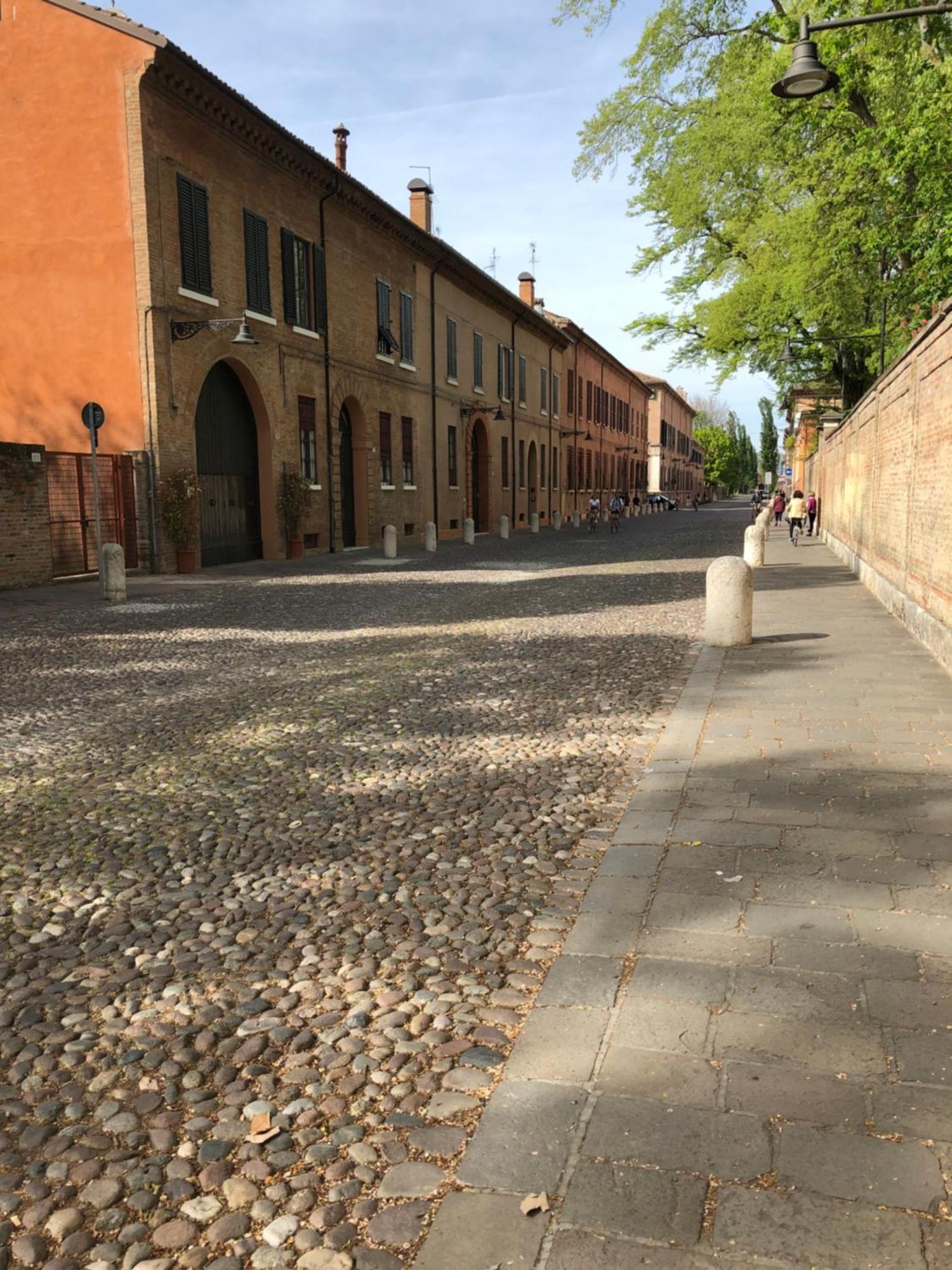 Palazzo Sabbioni Suite Del Conte Elegant Suite In Old Monastery City Center Ferrara Exterior photo